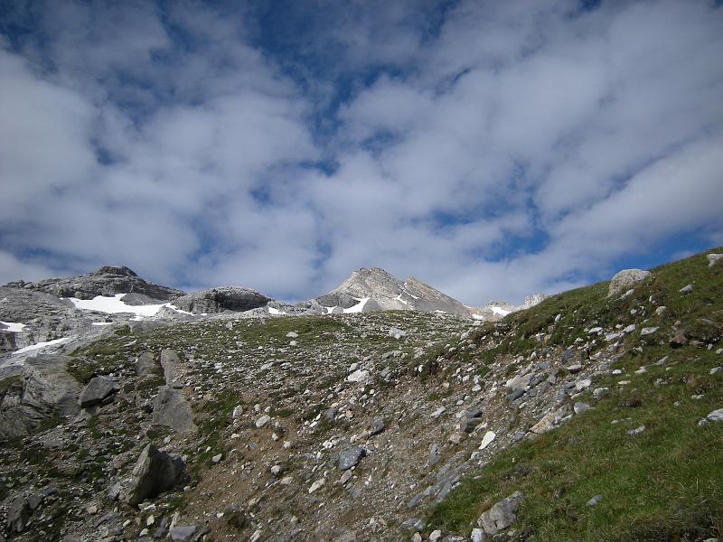 20080705_teuri 030.jpg - First sight of the top